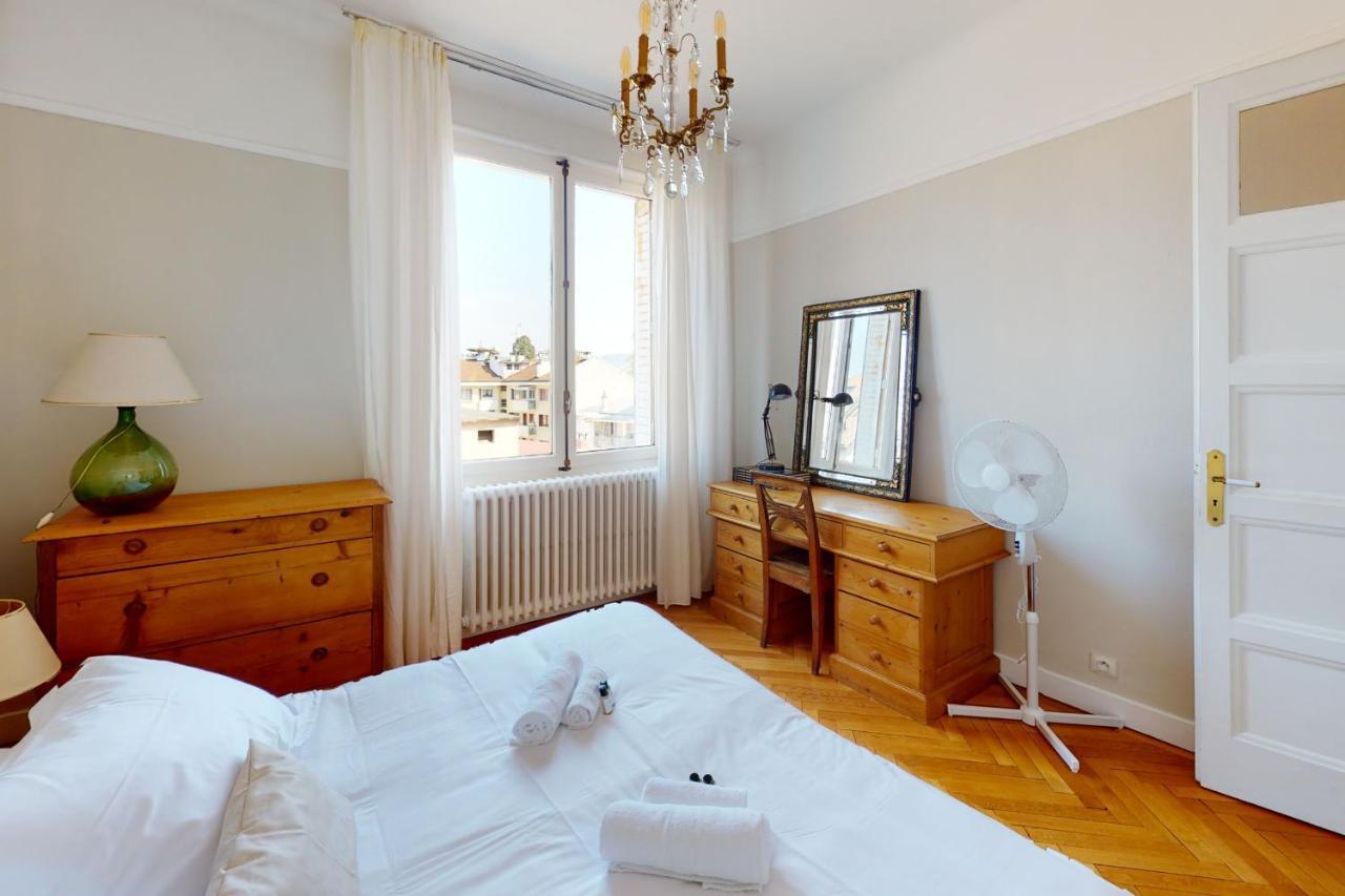 Le Sommeiller 35 - Appartement Pour 4 Personnes A Deux Pas Du Lac Анси Экстерьер фото